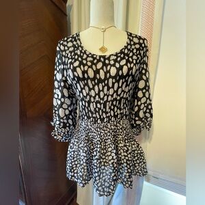 EUC. CATO Women’s Dot, shirred waist blouse. Sz 18/20W